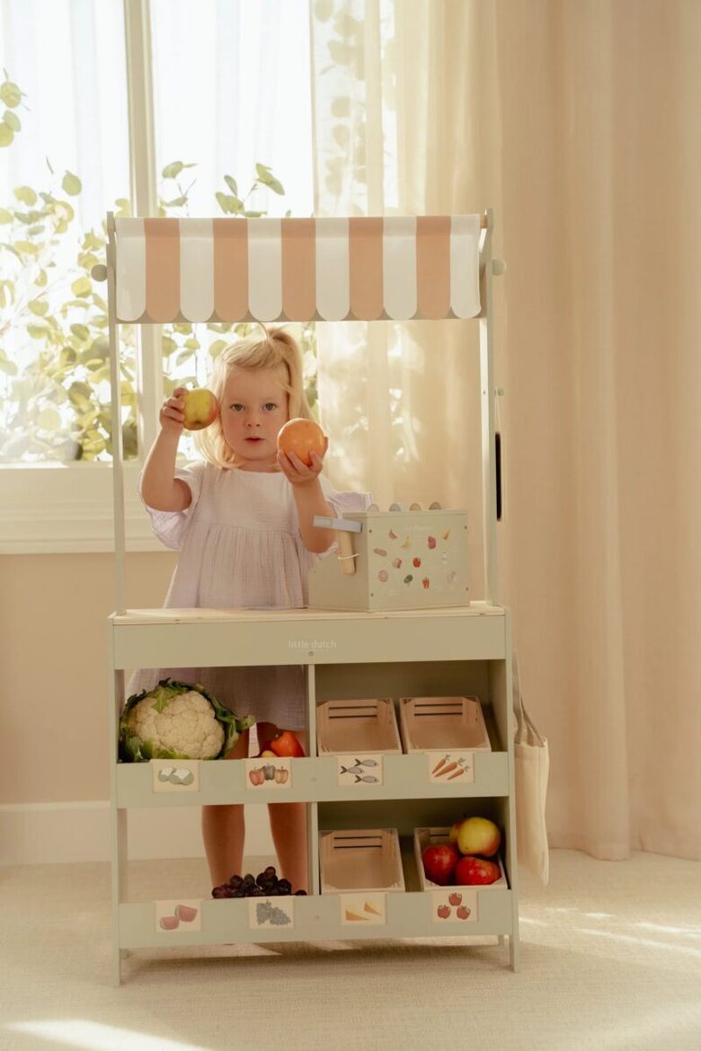 Little Dutch Market Stall FSC wood 2506